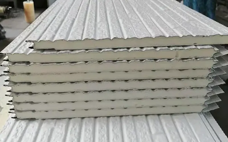 Ano ang ginamit na pagkakabukod ng polyurethane foam?